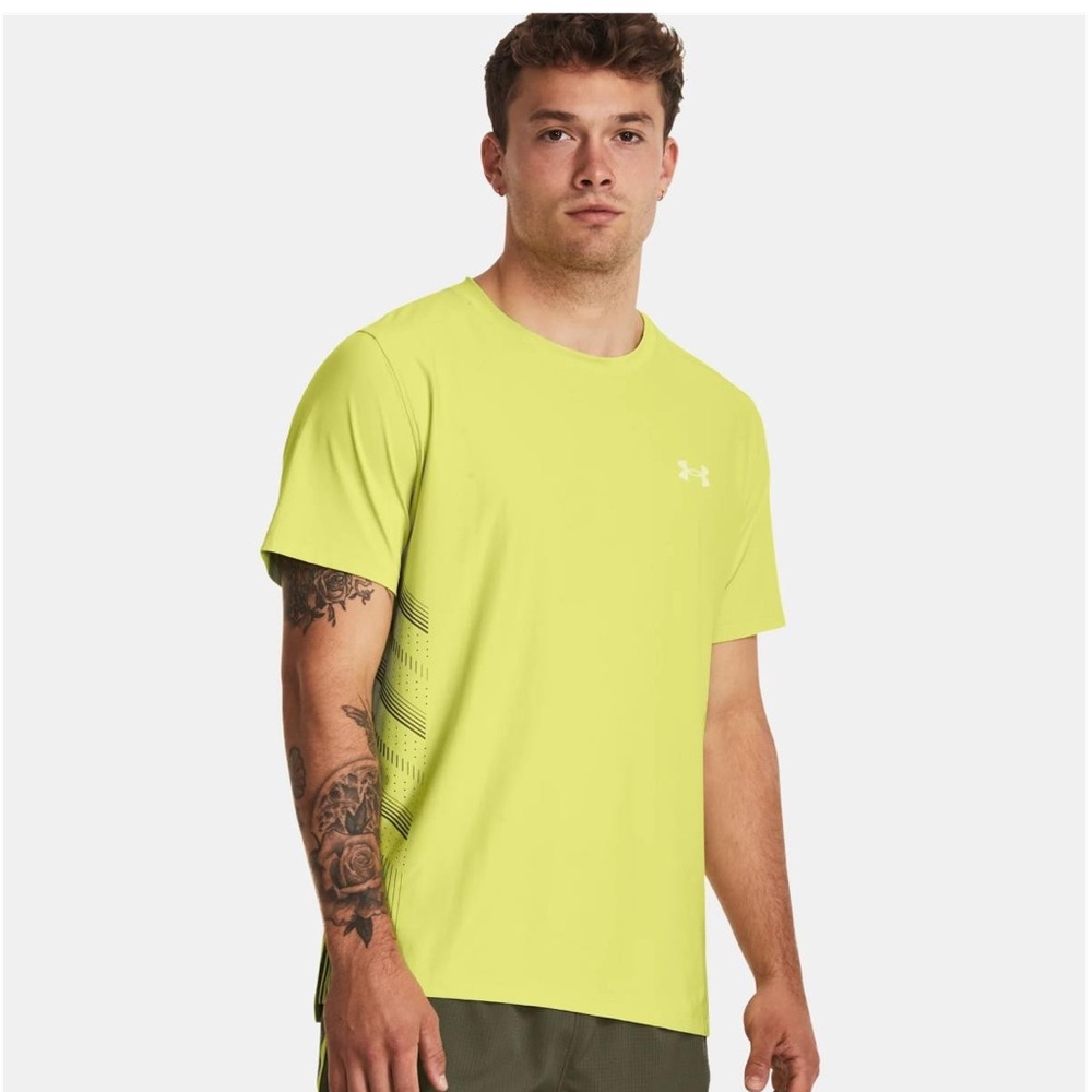 Under Armour Yellow Vanish Energy
Men's Short Sleeve Shirt